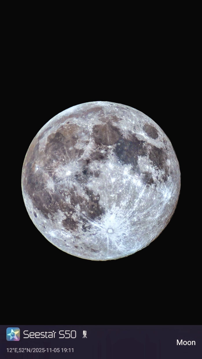 Supermoon_051125.jpg