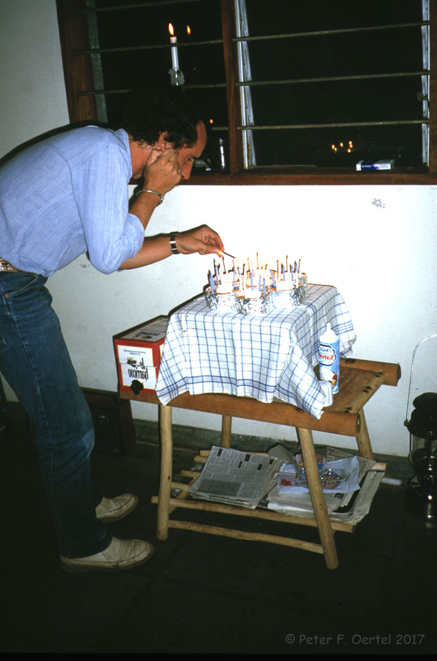 BIRTHD05.jpg